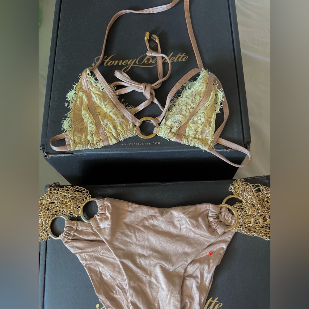 Beach Bunny Set Gold Glamour Top & Bottom